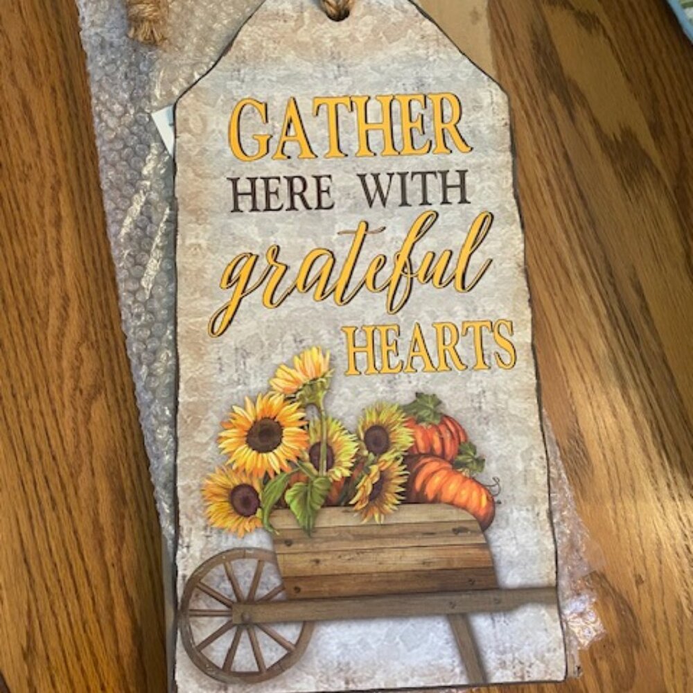 Thankgiving Hanging Plaque NIB